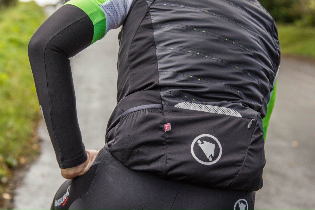 CycleCentreCong's tweet photo. It's getting cooler. Time to check out some warmer options from @endura #Primaloft #britishweather #winter https://t.co/3OqLMcTEKJ https://t.co/NWPQ5wGJQc