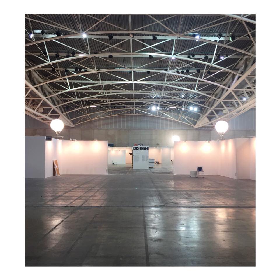 Al lavoro ad <a href="/ArtissimaFair/">Artissima</a>! Con #GuglielmoCastelli, sezione #Disegni, stand DS7. A presto! #artissima2017 #francescaantonini