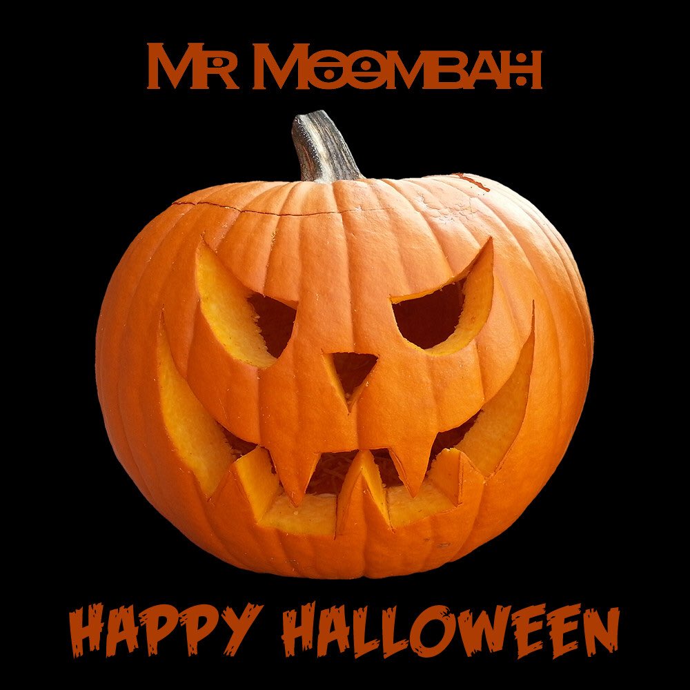 MrMoombah's tweet photo. Happy Halloween everybody, if you can’t get enough of the Halloween candy I have got another treat for you:

https://t.co/URoG3IDQMZ https://t.co/hnNZccy6dK