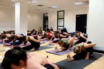 Get yourself down to the drop-in <a href="/yogaexpressmcr/">Yoga Express</a> lunchtime class today here at <a href="/studio25_manc/">Studio 25 Manchester</a> 12.15pm - 1pm #Yoga #YogaManchester RT