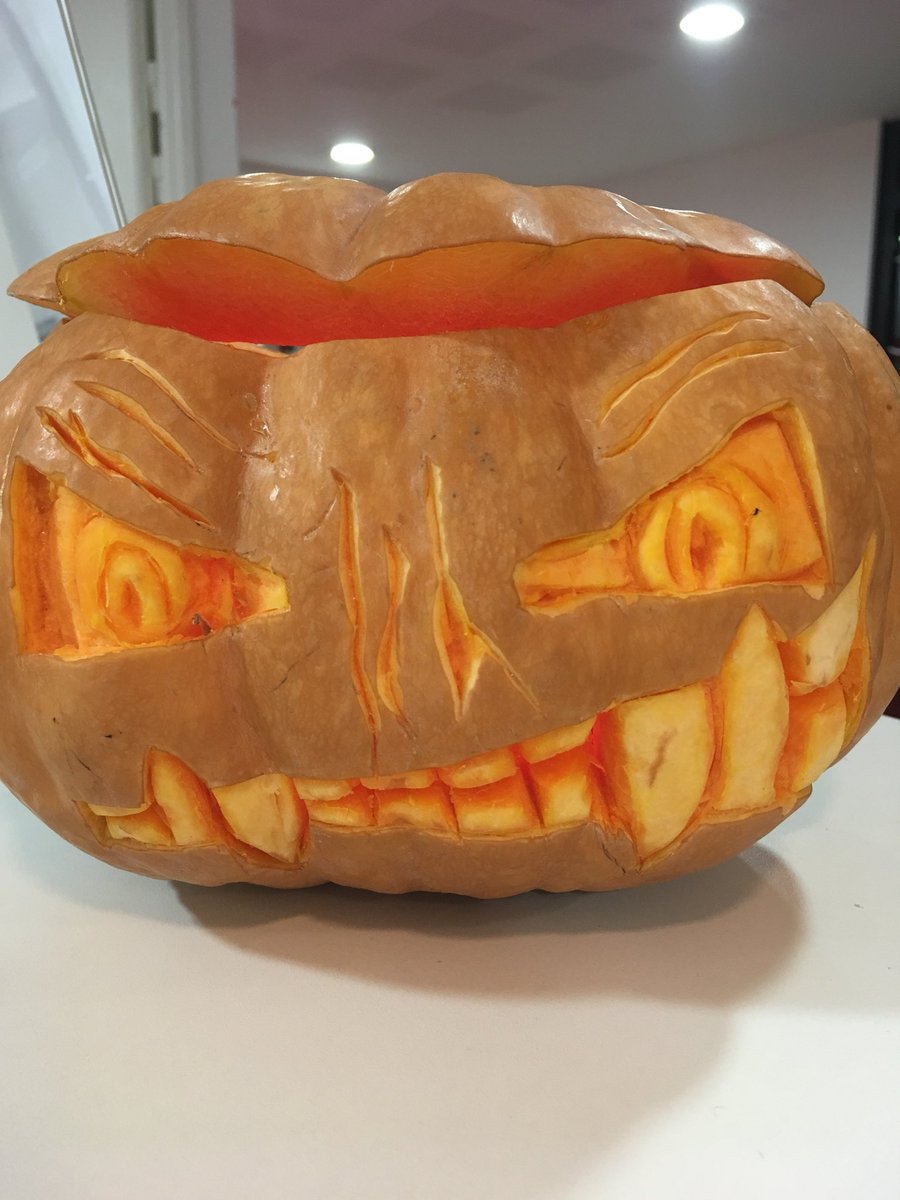 🎃👻 boooo #Halloween à <a href="/SenMarseille10/">Senioriales Marseille St Loup</a> #TrickOrTreat  #Senioriales 👻🎃