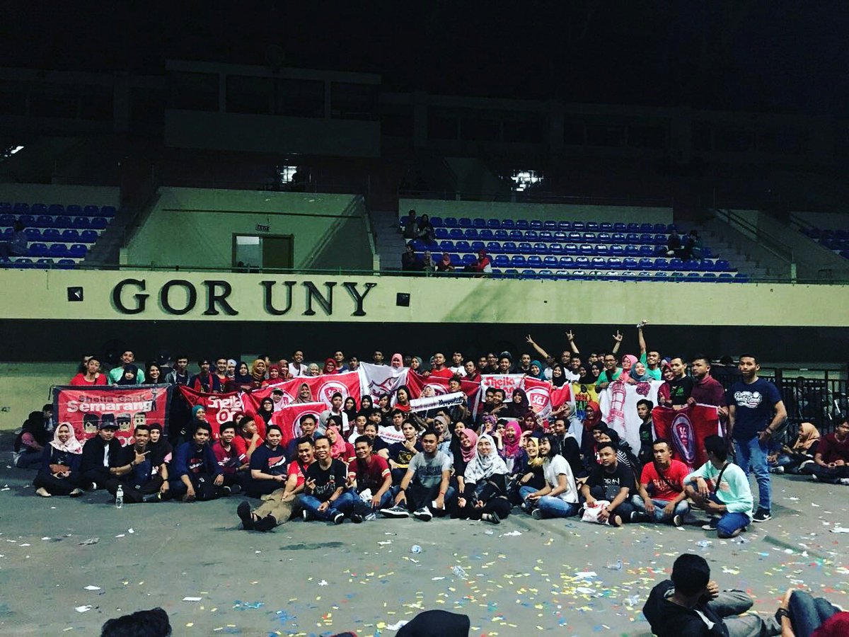 sg_aceh's tweet photo. Dangger fest 2017
28.10.2017
at Gor UNY Jogja
#SheilaOn7 #Sheilaon7day #sheilagankaceh #sheilagankjogja #compass507 #sheilagankjabodetabek https://t.co/71JbWIoIlB