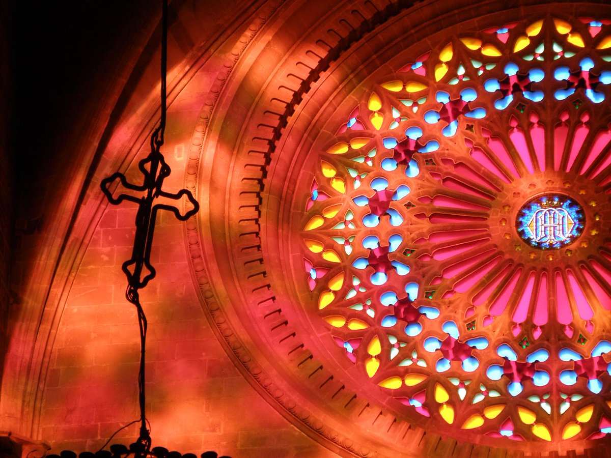 mallorcantonic's tweet photo. The biannual natural light spectacular at Palma Cathedral is 11 Nov - 08.00am.
Make it a date…or pop on over to take a look…? https://t.co/2E5ZnJQDex