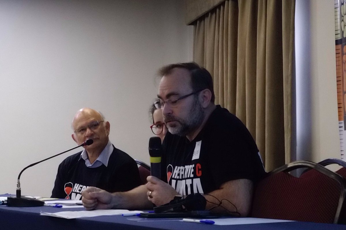 CoalitionPLUS's tweet photo. #HEPATITEC - @vinpelletier DG de @CoalitionPLUS et F. Rossi, Directeur @ifarma introduisent la réunion des activistes latino-américains. https://t.co/dXbM9Cbafh