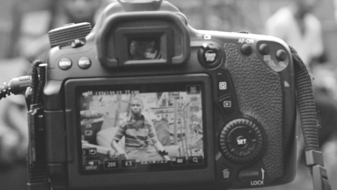 StartboardStu's tweet photo. #video #videoproduction #bts #behindthescenes #camera #videography #onset #documentary #photography #documentaryphotography https://t.co/RgQSAo2ww6