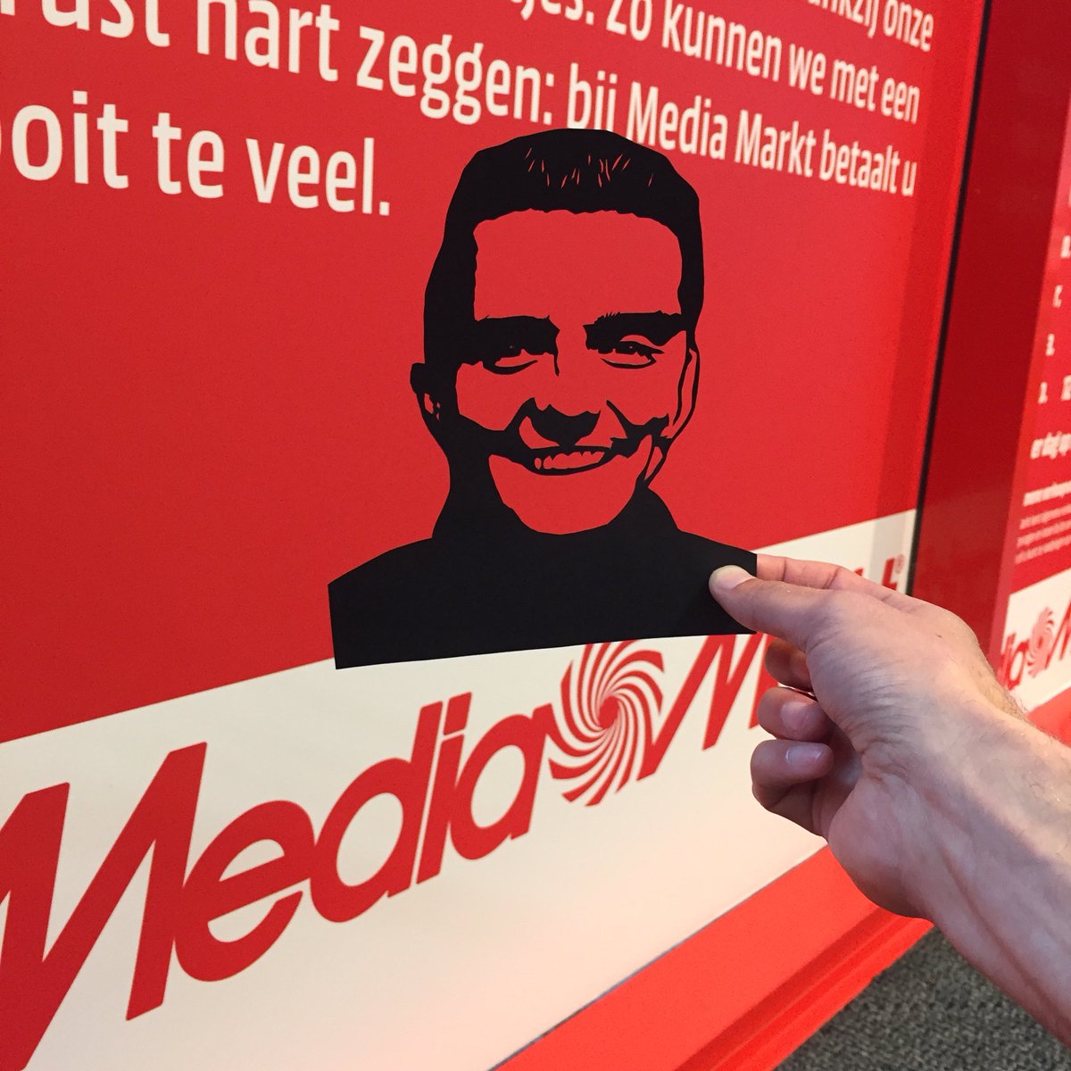 #JanSmit, 3 november, signeersessie, #20JaarHits, #MediaMarkt #AlphenaandenRijn, Be There!
<a href="/JanSmit/">JAN SMIT</a> <a href="/mediamarkt_nl/">MediaMarkt NL</a> @mediamarktaadr #papercut