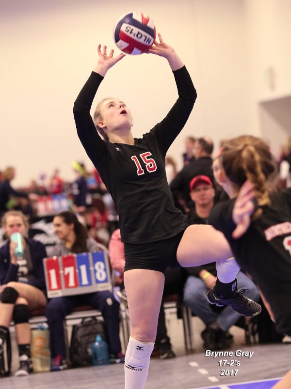 nlightsvball's tweet photo. Brynne Gray is leaping into the air to land her spot on the Wall at Lights! https://t.co/Xo1NjeNPYw