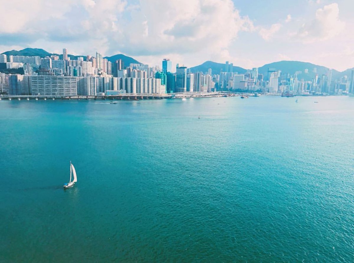 INFINITEELKIM's tweet photo. Hong Kong. https://t.co/fJFFBSkCK8