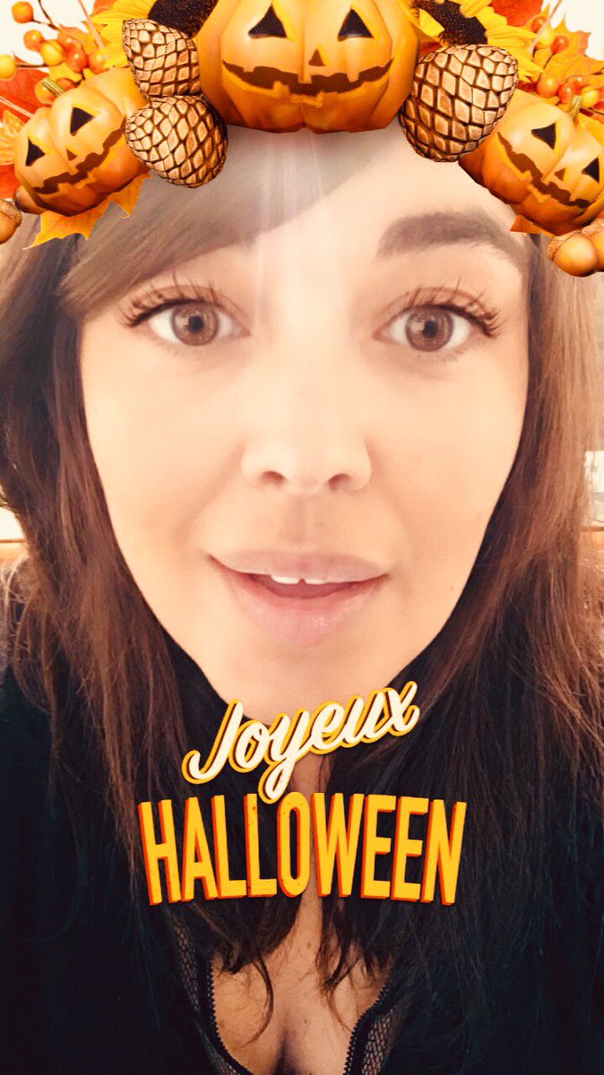 docisa33's tweet photo. C’est long les journées de poussée de croissance...#retirezmoisnapchat 😁😝 https://t.co/ZPNutikDoE