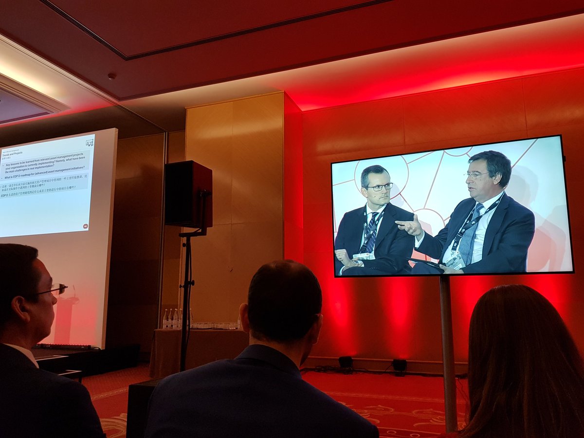 PedroPGama's tweet photo. InovGrid, EDM, Move2Future, JUMP-Asset Managment ... Adm Angelo Sarmento #Labora2017 #edpdistribuicao https://t.co/h6fxNgv1ZD