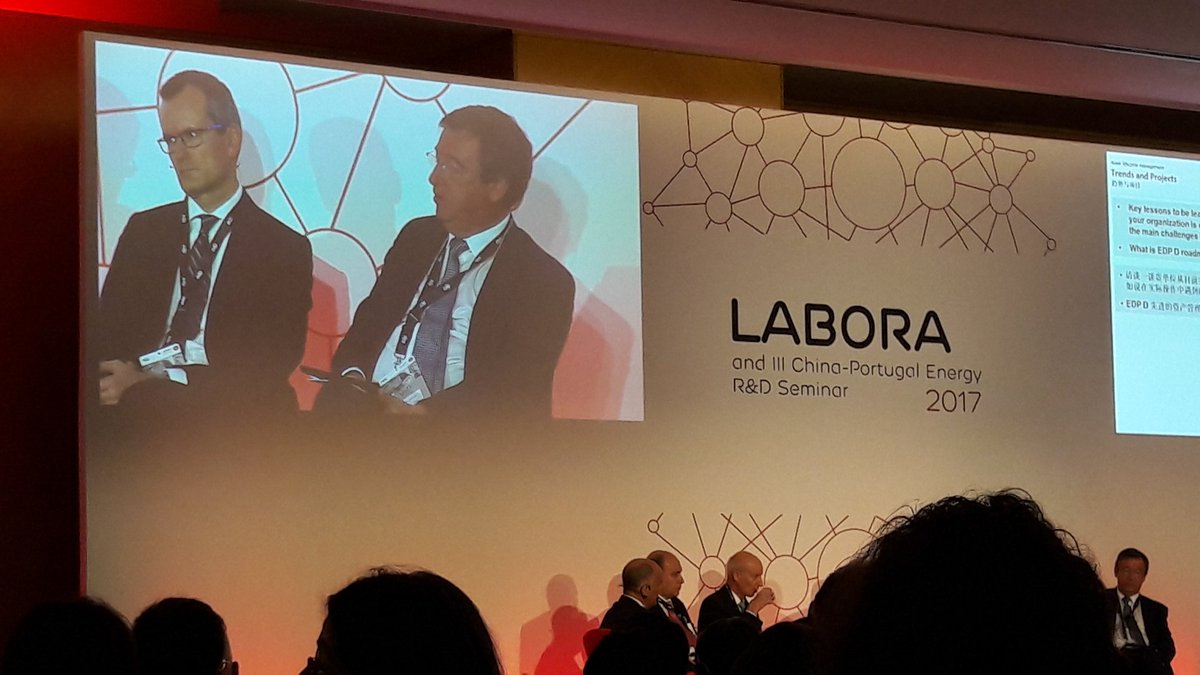 MiguelMLouro's tweet photo. @SarmentoAngelo speaking at #Labora2017 on how #edpdistribuicao is tackling #dso challenges. https://t.co/fkyrH8iyXS