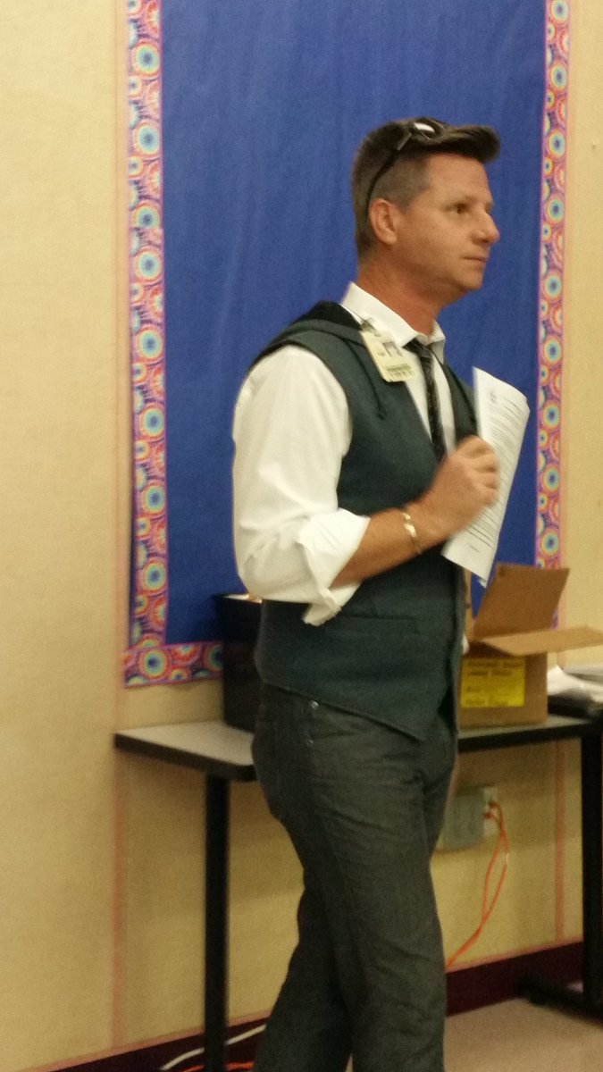 ChristideskyESE's tweet photo. Team leader @DrGunsallus sharing knowledge at ESLS meeting. #ESEcounselors #BCPSESE https://t.co/xexR99ukd1