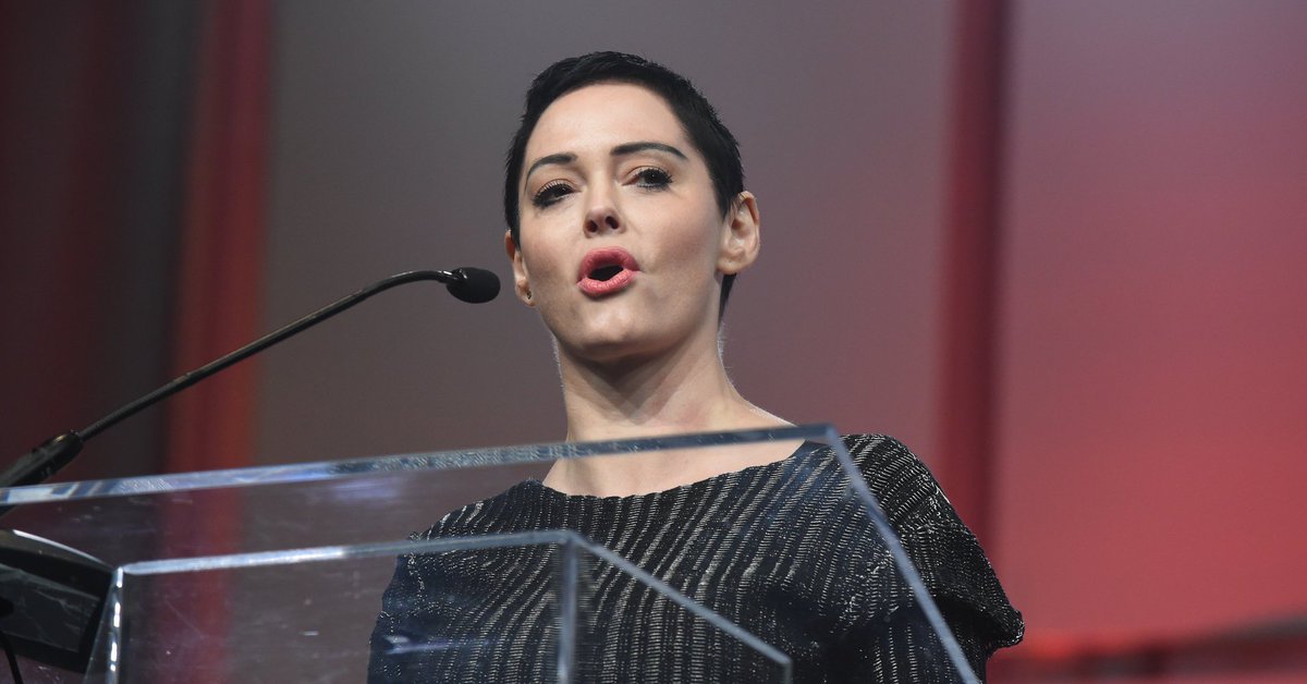 HuffPostCanada's tweet photo. Rose McGowan faces arrest warrant for drugs: "Are they trying to silence me?" https://t.co/0fcpfODKM2 https://t.co/E13XgpXqh9