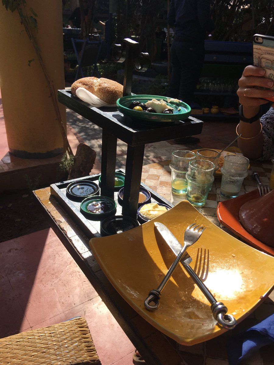 guillaumeleon's tweet photo. Petit brunch a la #sqala un pur moment de plénitude et un endroit paisible dans la turbulente #casablanca 😍. ❤️🇲🇦 https://t.co/FnbQCKYYjC