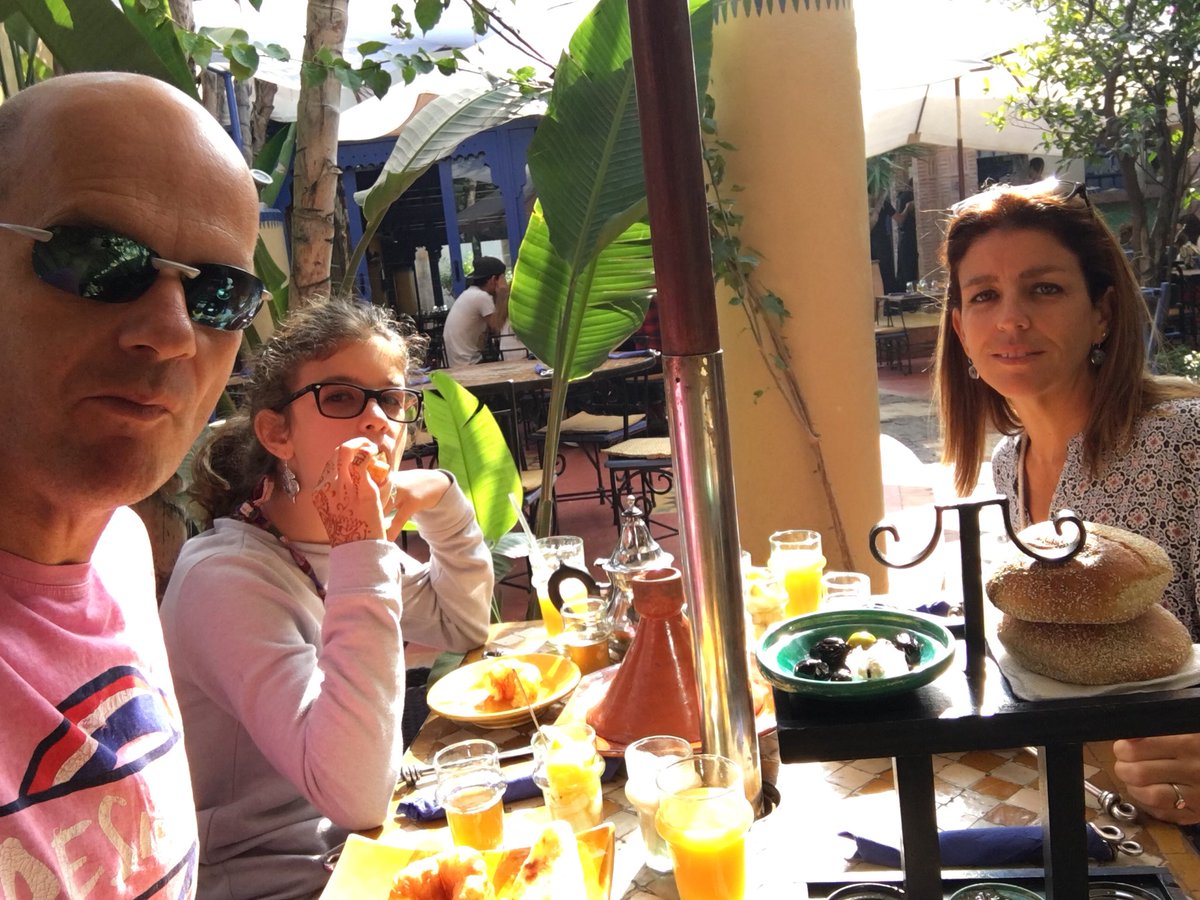 guillaumeleon's tweet photo. Petit brunch a la #sqala un pur moment de plénitude et un endroit paisible dans la turbulente #casablanca 😍. ❤️🇲🇦 https://t.co/FnbQCKYYjC