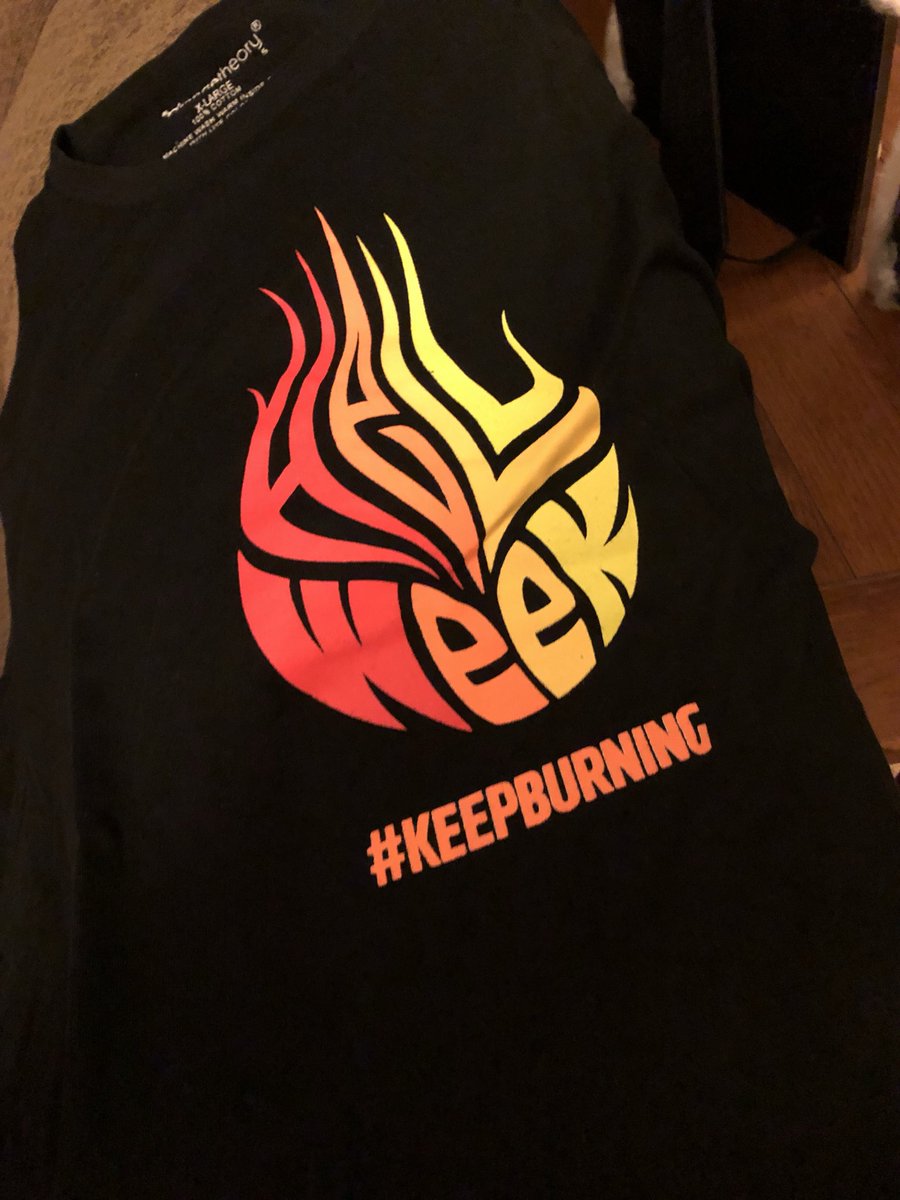 xplrr's tweet image. Last day of Hell Week! #otfhellweek #helloween #alltricksnotreats 😫 #gotmyshirt #totallyworthit @orangetheory