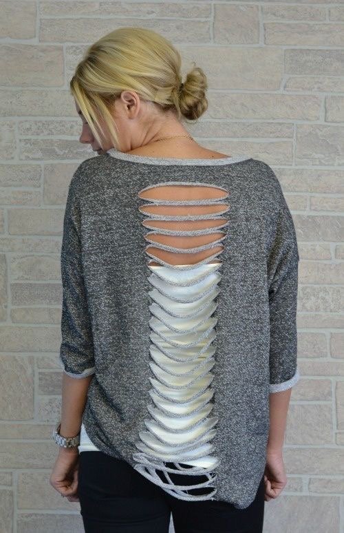 whatcouldiwear's tweet photo. THIS WILL MAKE U WANT TO GO CUT UP A T-SHIRT IMMEDIATELY 😍
#whatcouldiweartoday #fashionblogger #organic #tshirt #cut_it #recycle #original https://t.co/Ur5EYAED04