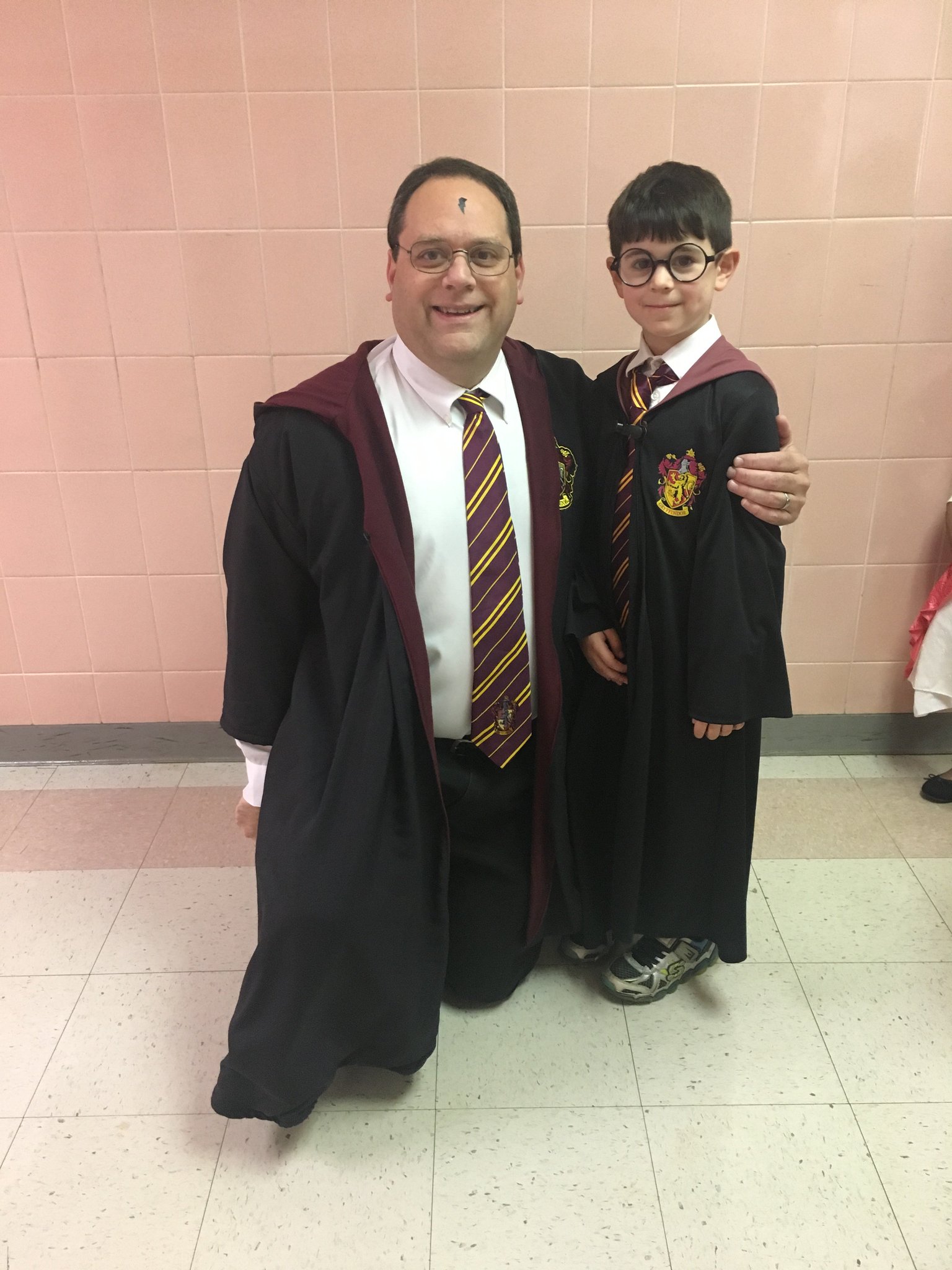 Spring Garden Es On Twitter Happy Halloween From A Couple Of