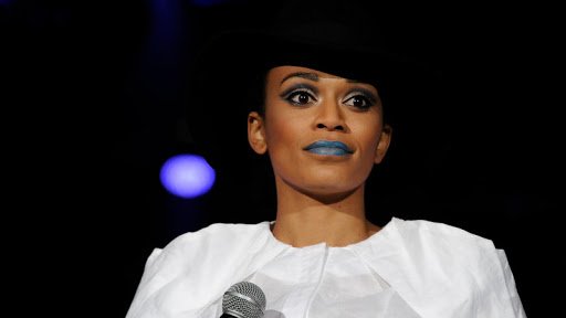 BarneleEastern's tweet photo. #PearlThusi caption to #Mtee 💄 https://t.co/UgGCaOUArb
