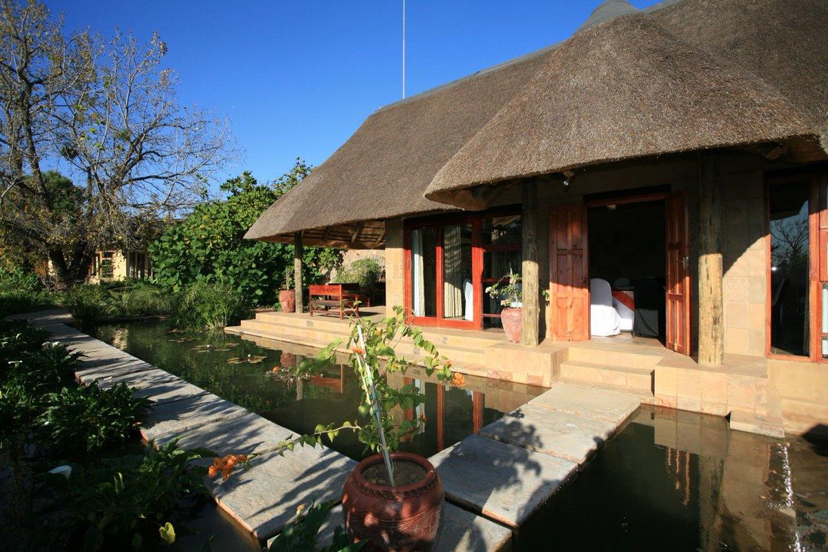 SpaInTheCountry's tweet photo. The #SpaInTheCountry experience is made memorable with the choice of rooms set in a lush indigenous setting with cascading water features, https://t.co/CNaRc6gMaj