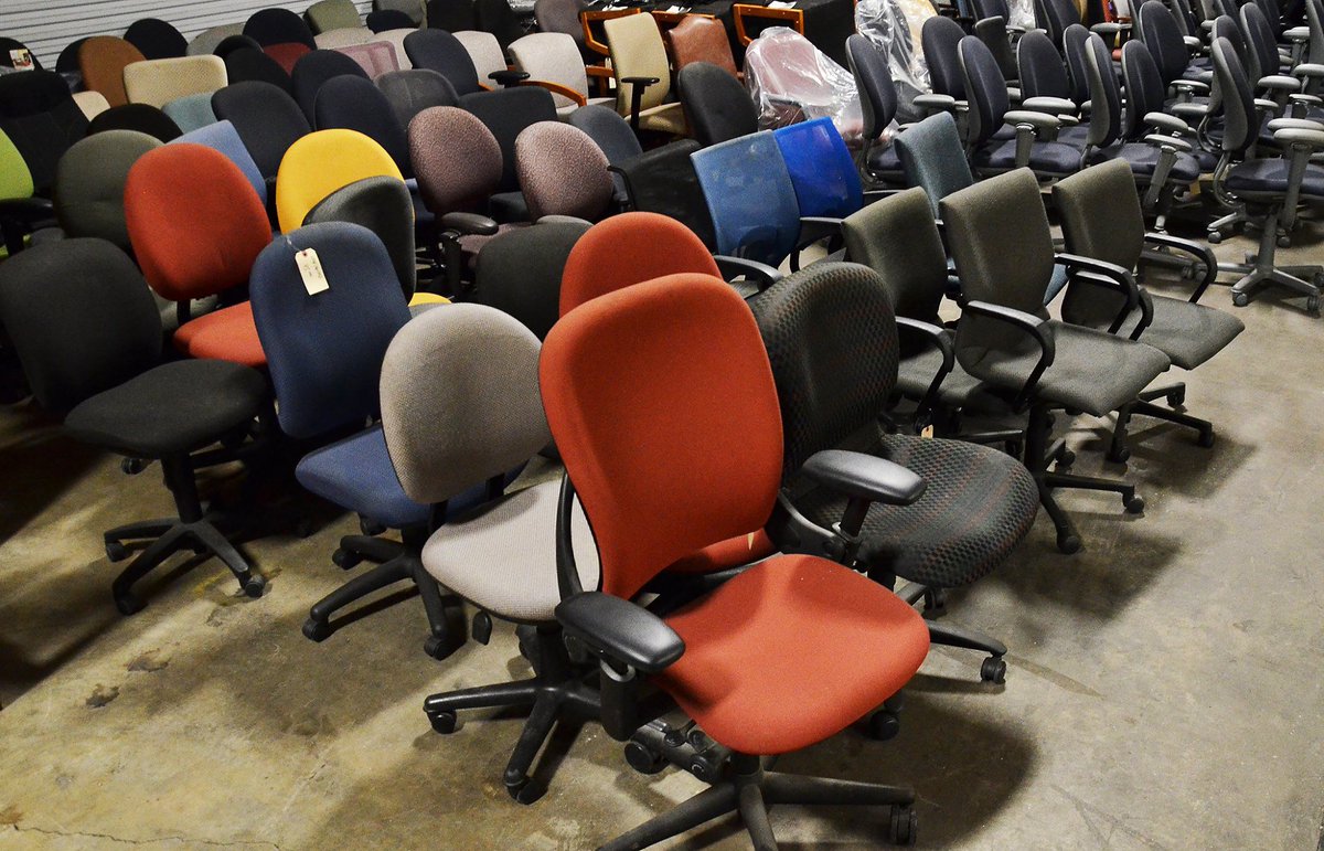 gatoroffice's tweet photo. We get in so much beautiful used office furniture that you never know what treasures you'll find on a given day! https://t.co/M0VdzJrjxL https://t.co/CggG1JLGyS