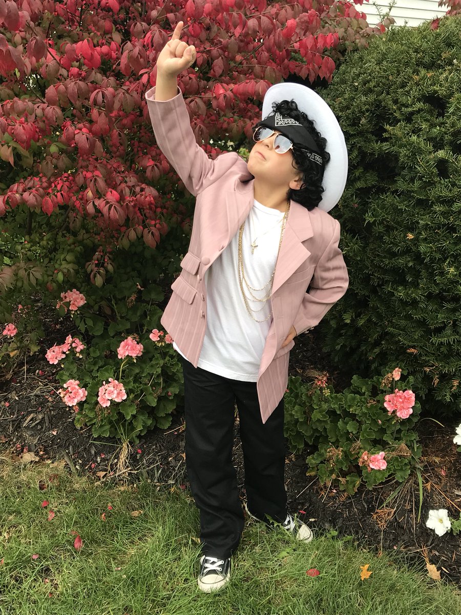 krysmac79's tweet photo. Happy Halloween @BrunoMars https://t.co/r419T5o98g