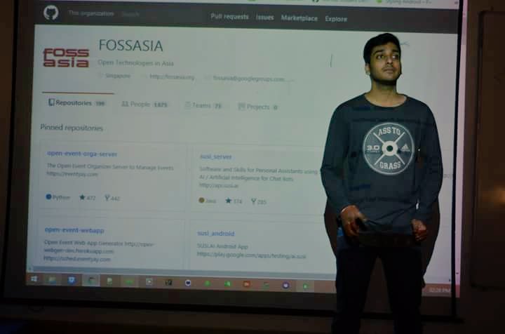 akshay81844's tweet photo. @fossasia @mariobehling @hpdang #fossasia OutReach Event with #AppliedCSwithAndroid #Udaipur @TechnoIndiaNJR https://t.co/2pSGRAtwwA