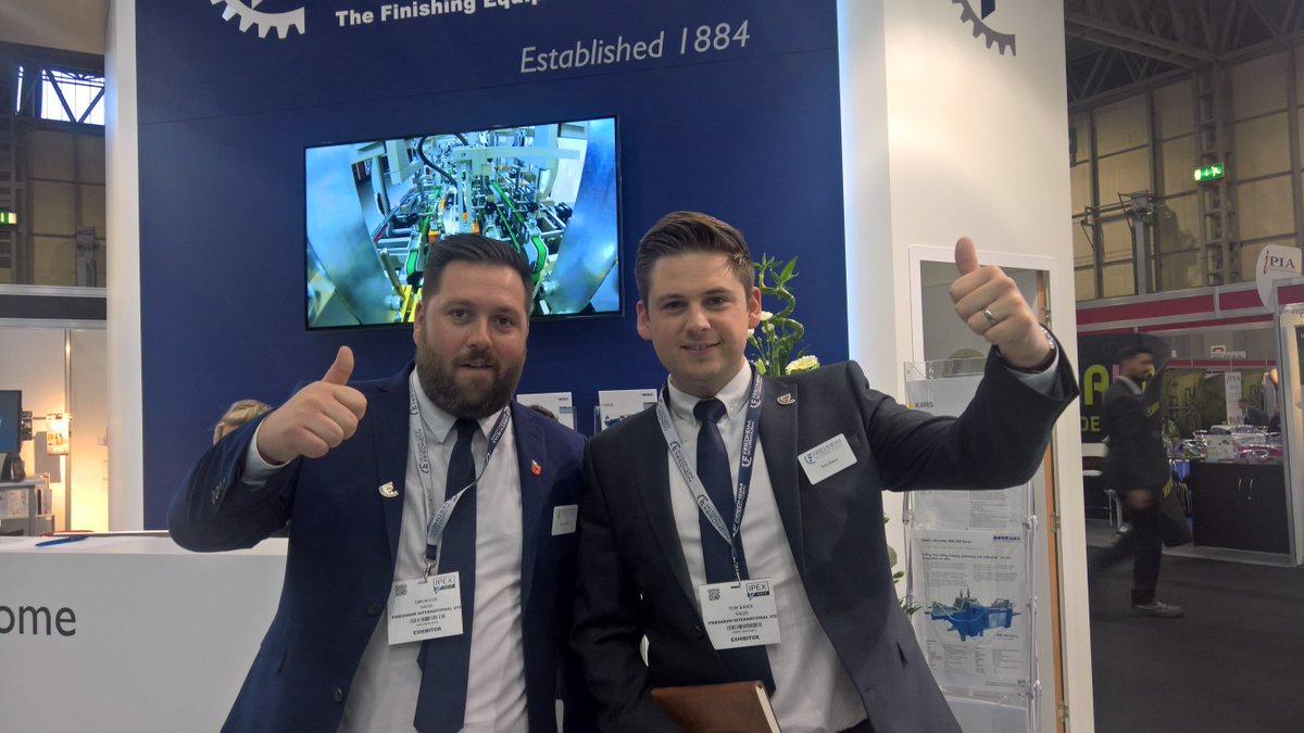 friedheim_int's tweet photo. A big thumbs up from our dream team! Well done @IPEX_NEC for a great first day. Last couple of hours tho... #IPEXkit #IPEX17 #printisbest https://t.co/AfBZ65d2rA