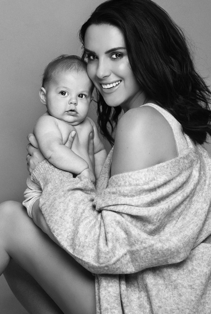 katiegreenmodel's tweet photo. Happy Halloween from me and my little pumpkin!
Thank you @AnnaFowlerphoto and @ruthmodel 📷 https://t.co/c0Lxm9gXFJ