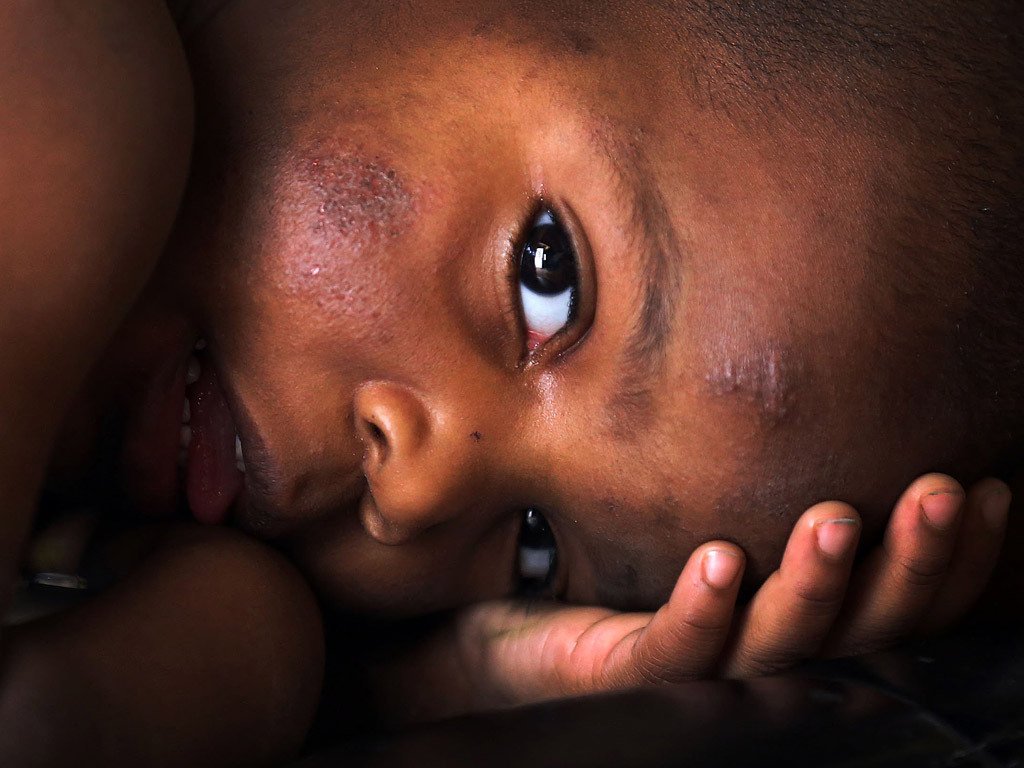 ImaginexJustice's tweet photo. REAL Life Nightmare: Our brothers + sisters in #Flint have been without clean water for 1,285 days. Happy Halloween. https://t.co/9fPljc7HOz