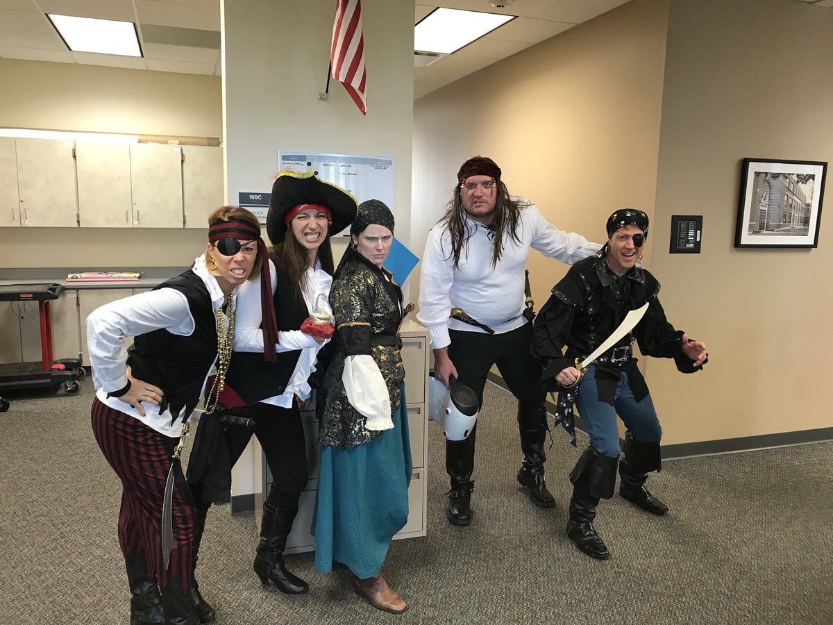 This Halloween the WES 5th Grade team is taking “Teach Like a Pirate” to a whole new level!  Arrrgh....☠️