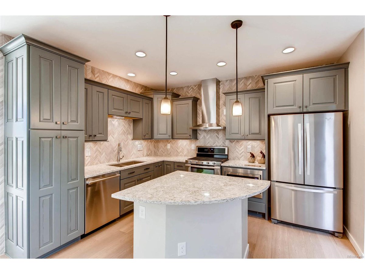 CorkenCo's tweet photo. #CO #RealEstate #ForSale >> 10144 Belvedere Loop #LoneTree > 3br/3.5ba > $599,000 > #Ridgegate > https://t.co/8nY8HjFQMK https://t.co/mftr7Hgi0O