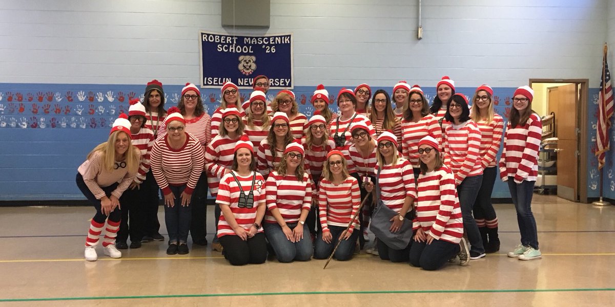 mrsquesada26's tweet photo. Where’s the students?! 🎃 https://t.co/aSOwj3tUoY