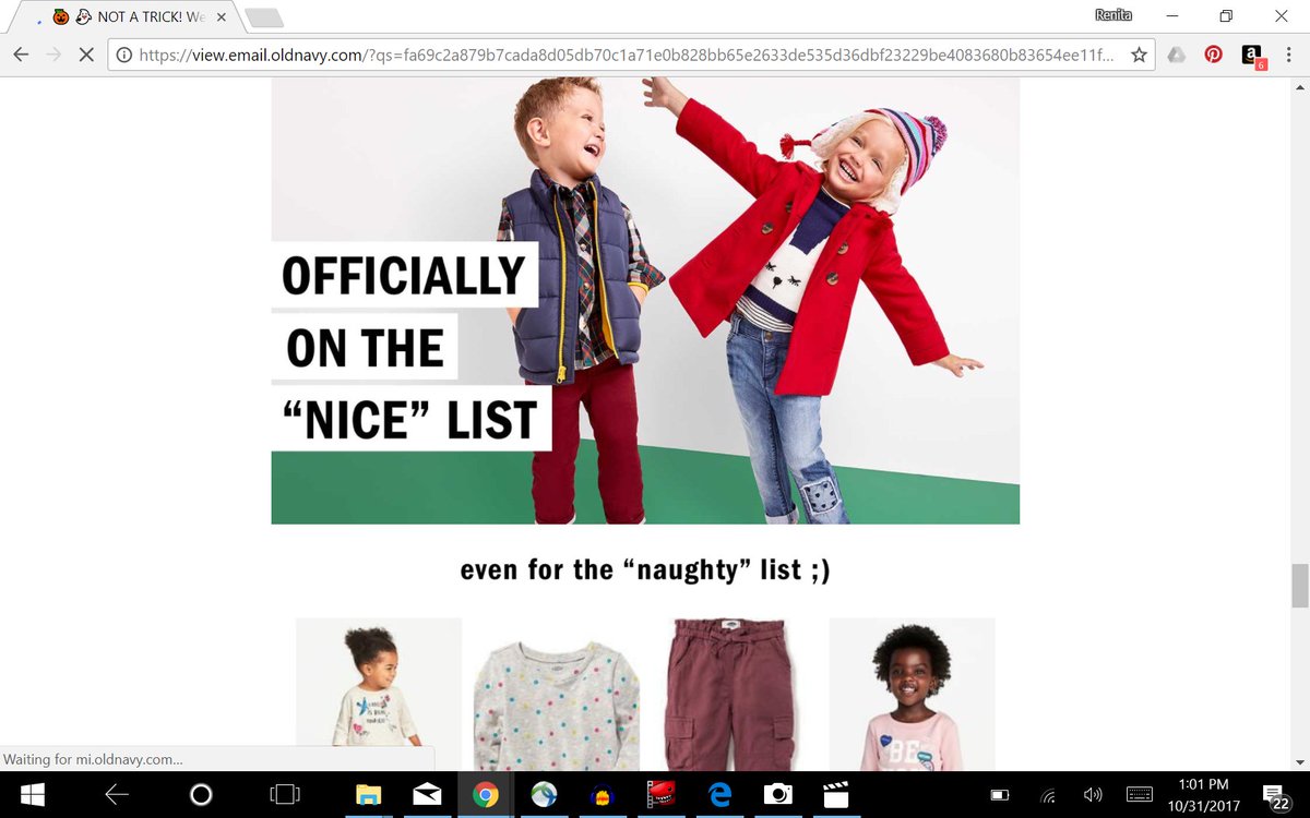 datadrivenmama's tweet photo. @zblay another  @GapInc / @OldNavy  ad fail... where it looks like the blond kids on the nice list &amp; dark skin kids on the naughty list https://t.co/b0YZxWcUhj