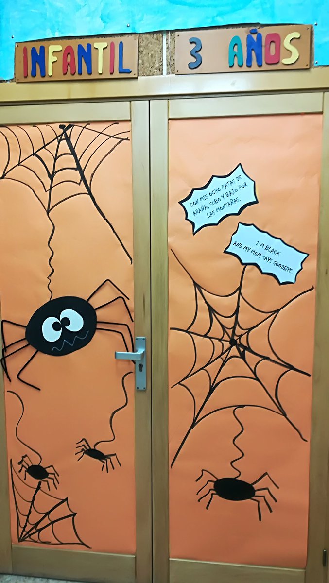 sbn9690's tweet photo. Great Halloween decorations in our super school...enjoy! @ceipasuncion #edublogs #sharingedu #creativelearning #eduideas #sfumadrid # https://t.co/vorOrIG6EE