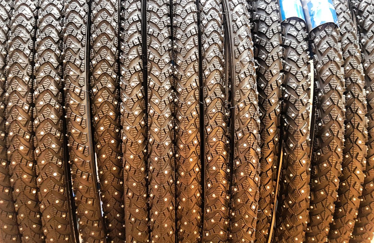 BikeBikeYYC's tweet photo. Winter is coming. Are you ready? #StudUp #yycbike https://t.co/PiRhWCfJCu