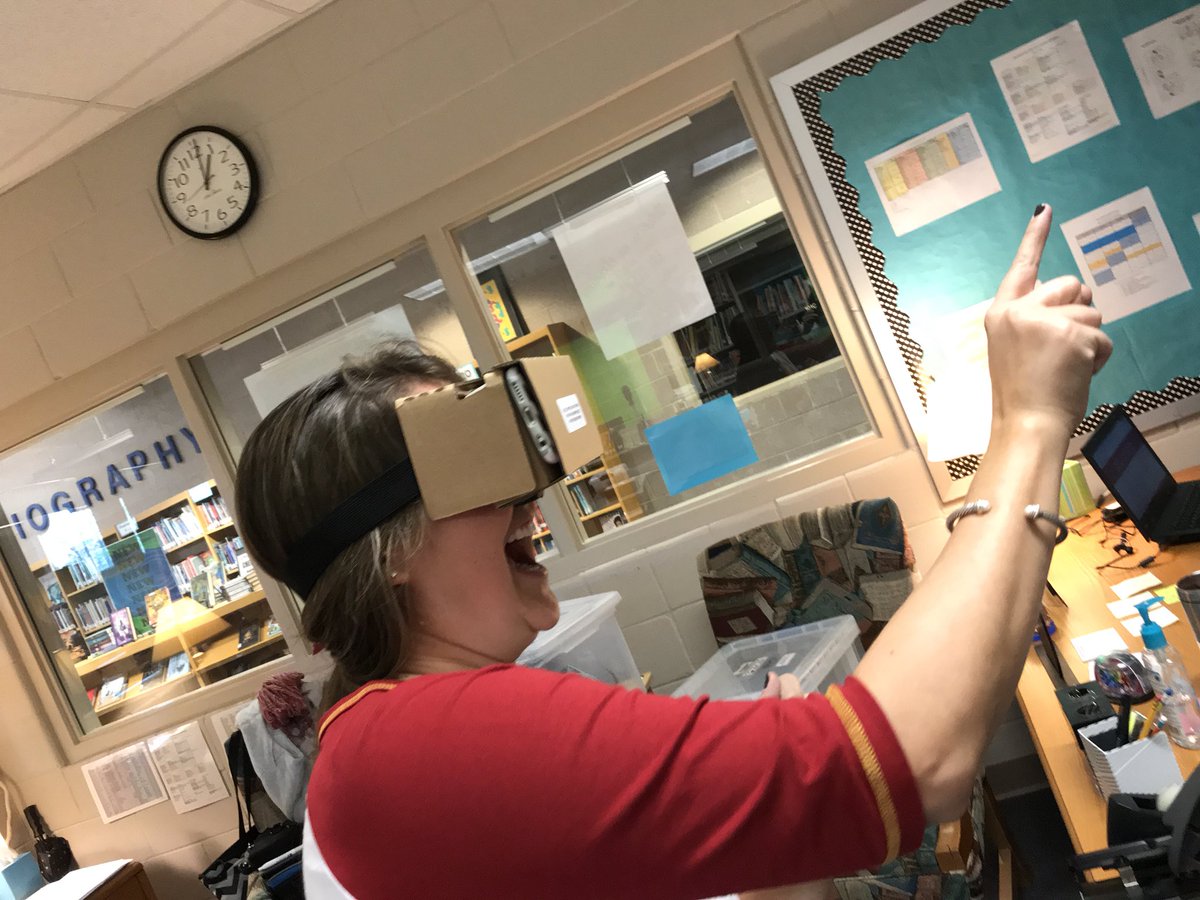 WakefieldMedia's tweet photo. Who needs 2 go 2 France when #googlecardboard can bring Versailles to you? @mrshaunwms Ss, pack your bags! @WakefieldMiddle #teachtotheedges https://t.co/jh5guKxtkT
