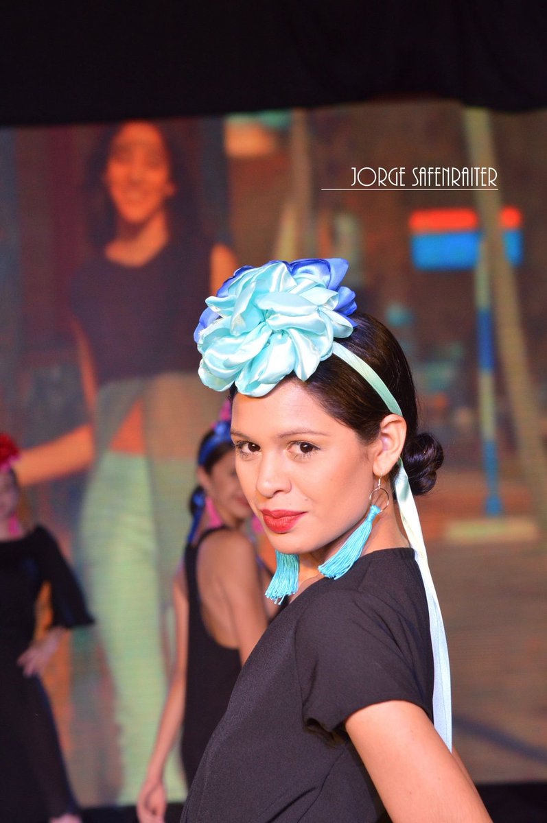 PazCarolina95's tweet photo. #Desfile #Chacu Congreso del Algodón
🌸 chacu colectivo 🌸
M chic by Vidal Rivas Fashion School https://t.co/ToAS0PZ74j