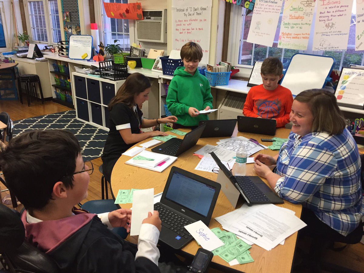 Gina Daniels tweet media