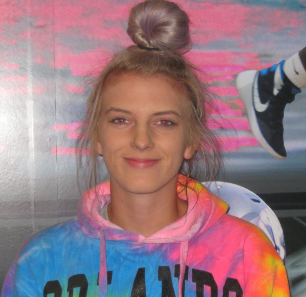 New Story: Malachow recieves Honoarable Mention shalerareatitans.com/2017/10/31/mal…