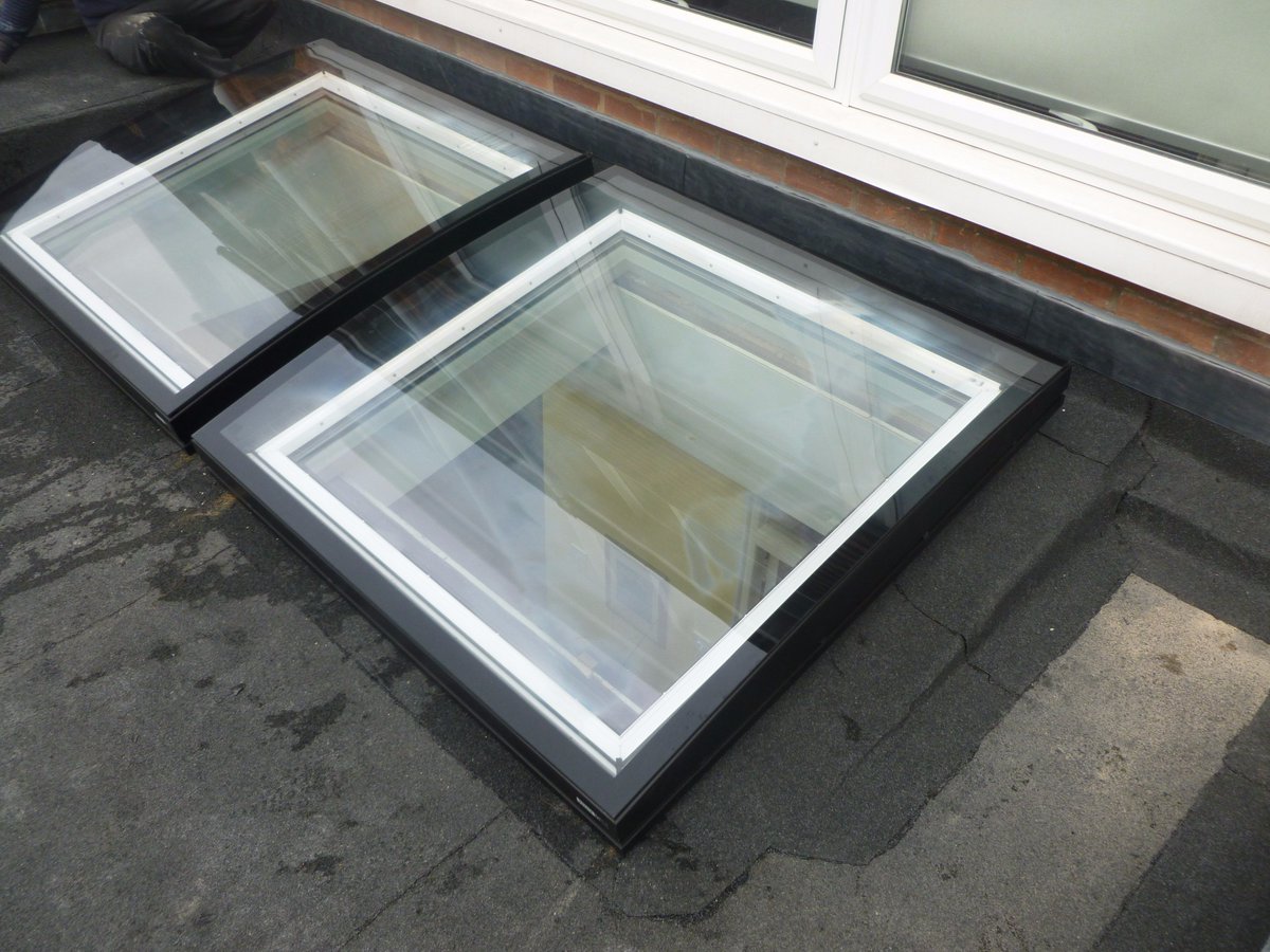 VELUX CurveTech Rooflight #londonandkentroofing 
Recently installed by our team in Brook Drive SE11