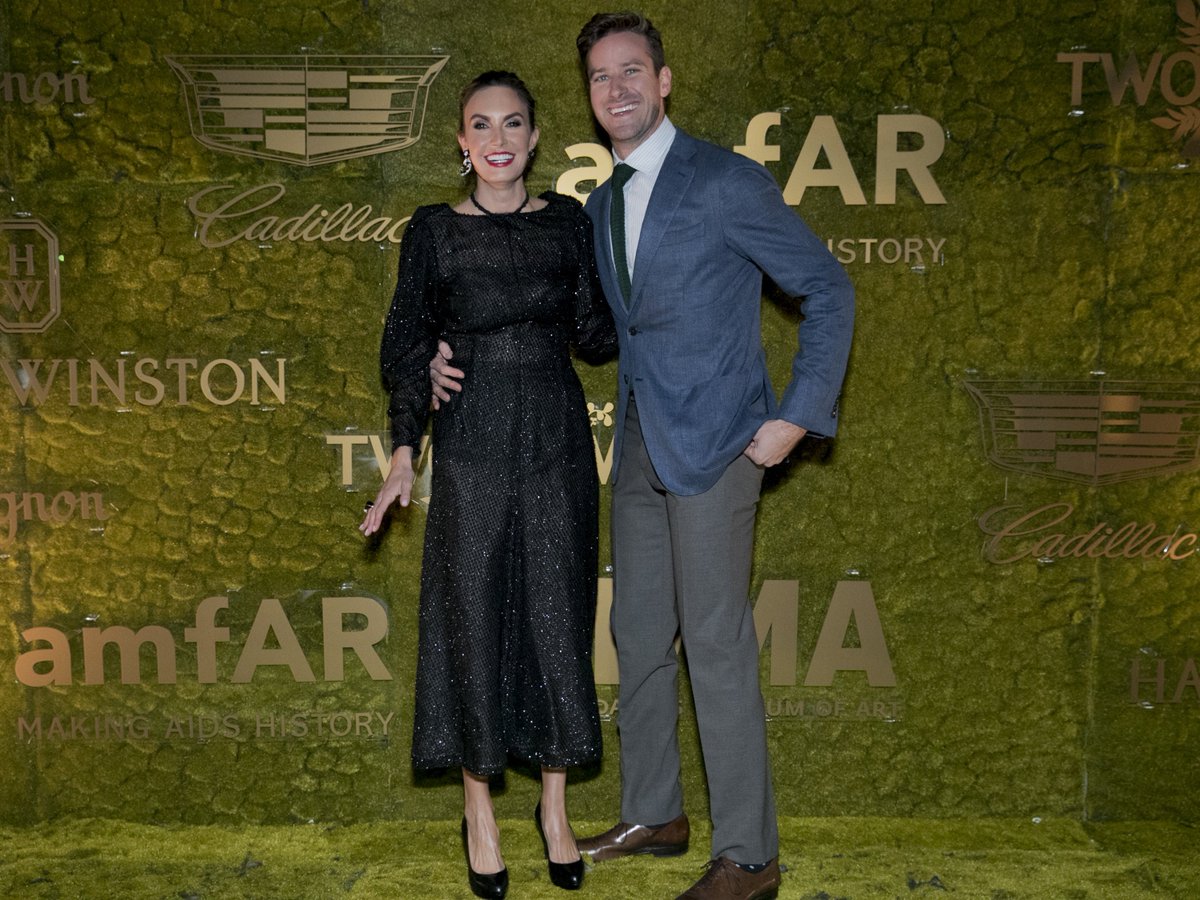 armiehammercom's tweet photo. Photos: TWO X TWO for AIDS and Art 2017 https://t.co/OFcE7mzATq #ArmieHammer #TwoXTwo https://t.co/L8KVtMB45H