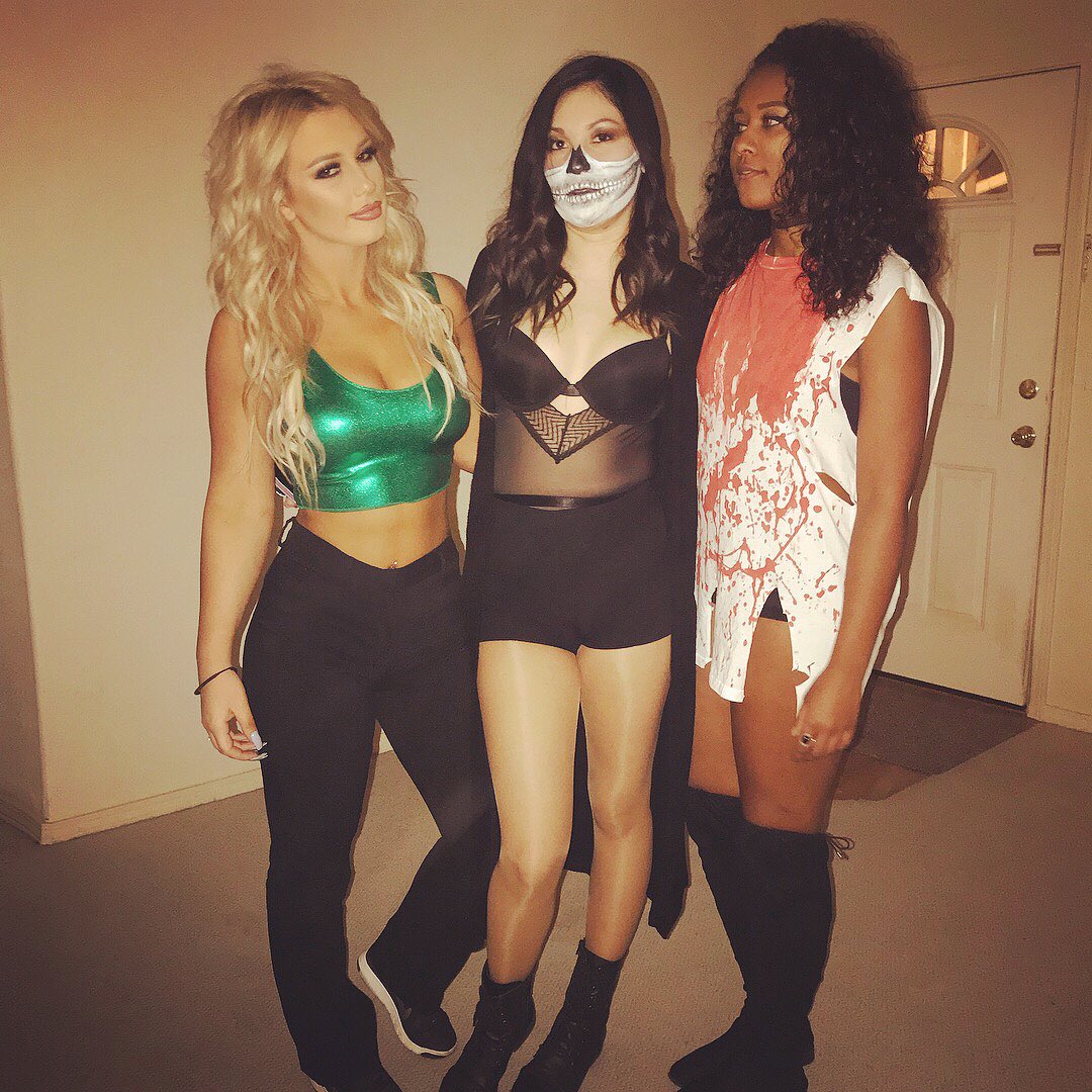 2022 New Britney Spears You Drive Me Crazy Outfit britney spears everytime lyrics