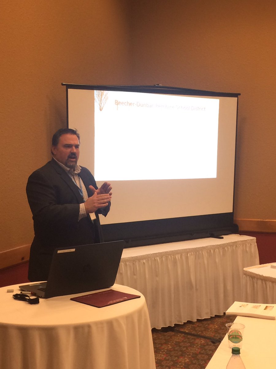 BenNiehausb's tweet photo. Presenting on collaborative work #WIRSA2017 w/ @NWTC @FlorenceSchools @NHSConf @GACSchools @GPPatriots via Woodland Regional Learning Center https://t.co/IxxPyGWj5s