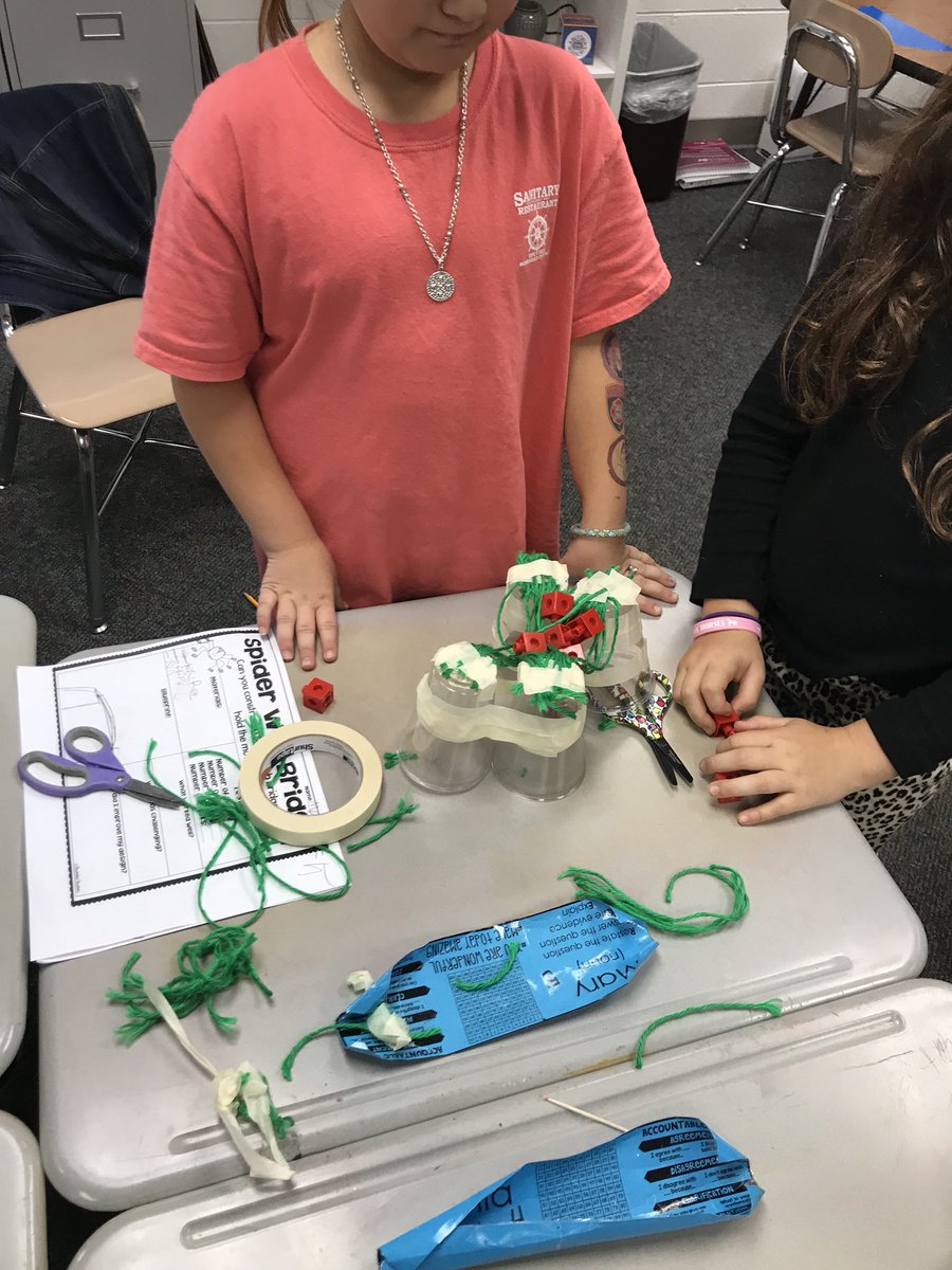 saguarosin2nd's tweet image. 2nd #SpookySTEM challenge Spider Web Bridges #STEM @PleasantUnionYR