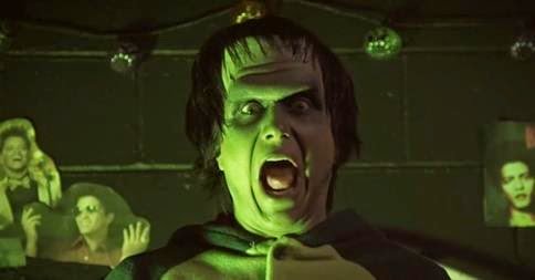 
HAPPY BIRTHDAY FRANK IERO! 
