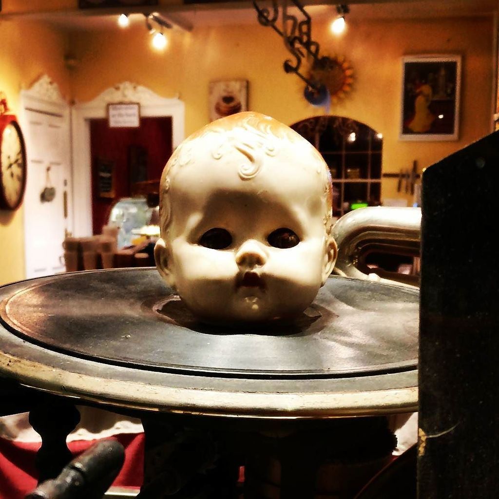 PatFlorentin's tweet photo. Found this in our window display, so I guess we're cursed now.
#Halloweensurprise #wheredidthatbabyheadcomefrom https://t.co/eNfcxz8ym1 https://t.co/alUuku1jfL
