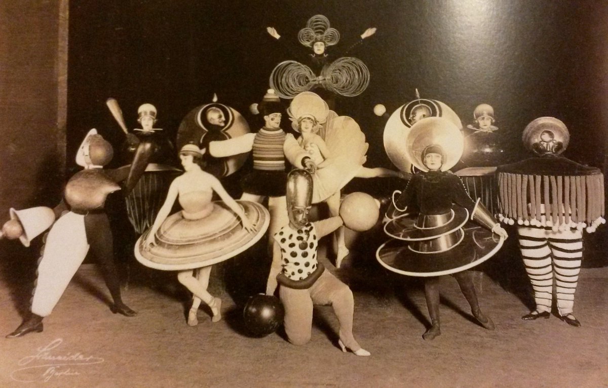soap_social's tweet photo. #becausehalloween Celebrating the weirdly wonderful avant garde work of Oskar Schlemmer. 
#Triadischeballet #Squadghouls #boo https://t.co/95wg3qA6LH