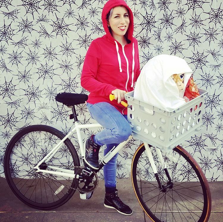 CriticalCycles's tweet photo. Loving Shana‘s ET inspired costume featuring our Harper Fixie! 🎃 Happy Halloween to all our #MyCritical riders! https://t.co/hpzE5xt8j6