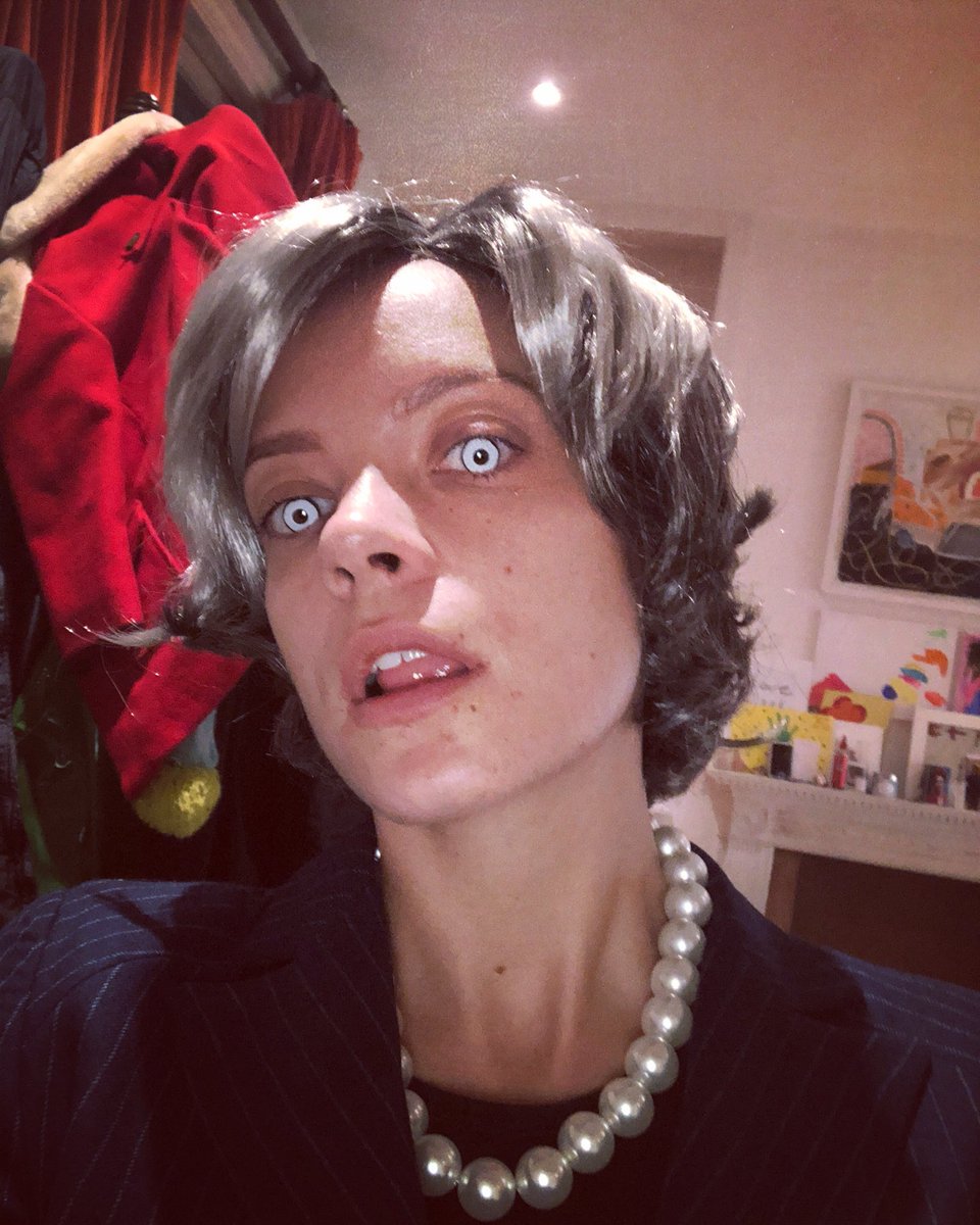 lilyallen tweet picture